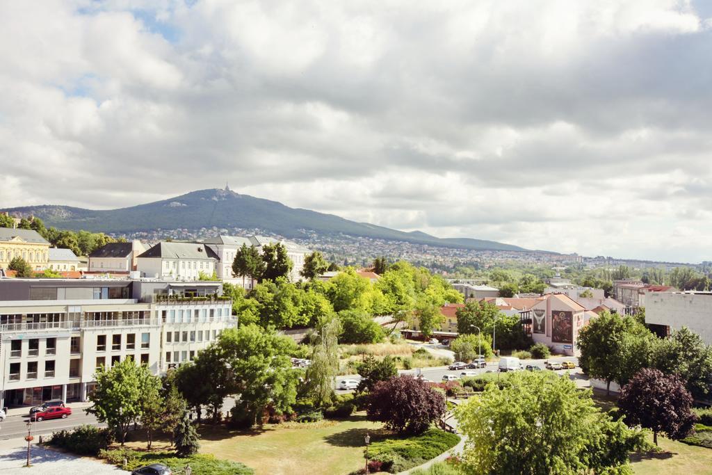 City Hotel Nitra With Free Parking Екстериор снимка